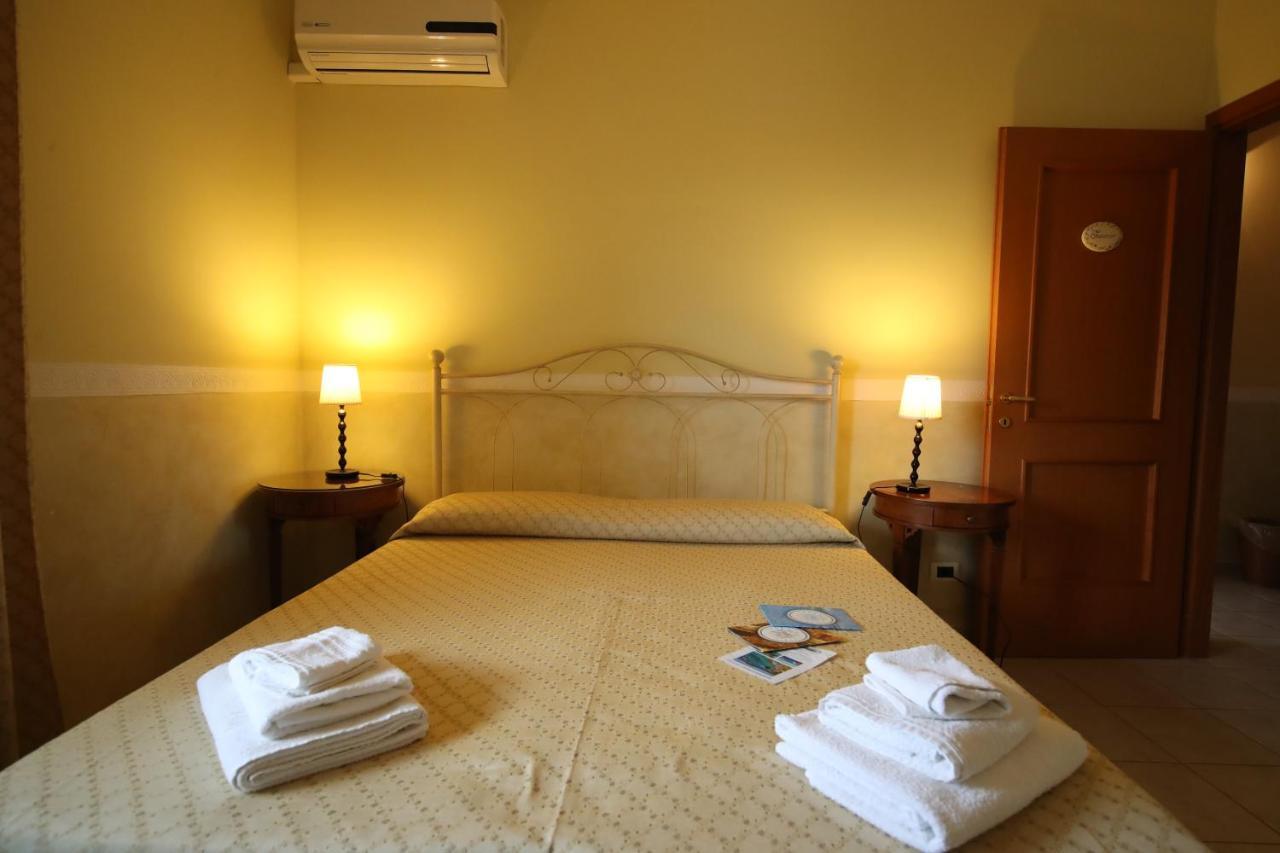 Le Terrazze B&B Formia Esterno foto